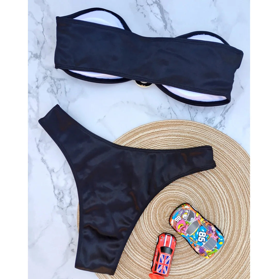 Chic Allure: New Strapless Bandeau Bikini Set 2023