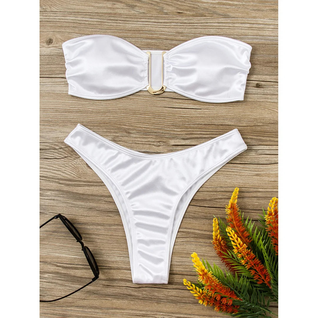 Chic Allure: New Strapless Bandeau Bikini Set 2023