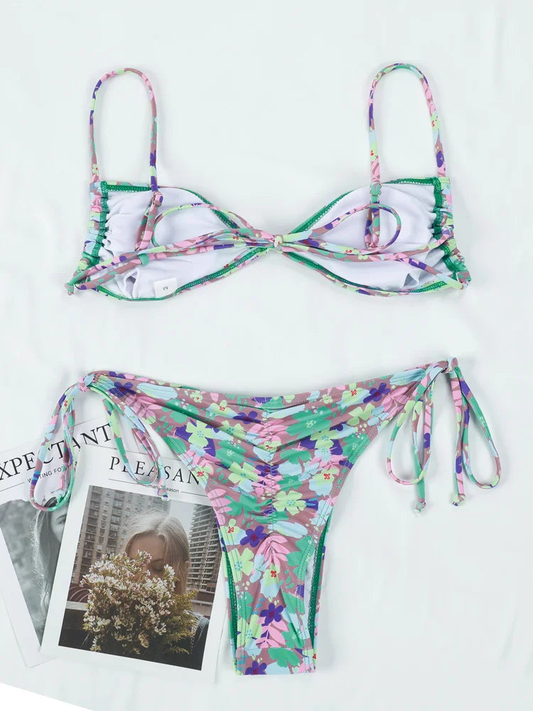 Chic Harmony: Solid Color Three-Piece Bikini Set 2023