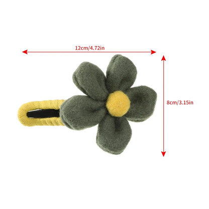 Seasonal Elegance: AWAYTR Plush Flower Hair Claw - Stylish Duckbill Clip for Autumn and Winter