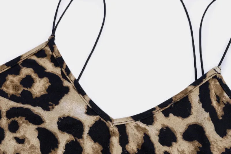 Chic Leopard Print V-Neck Midi Dress