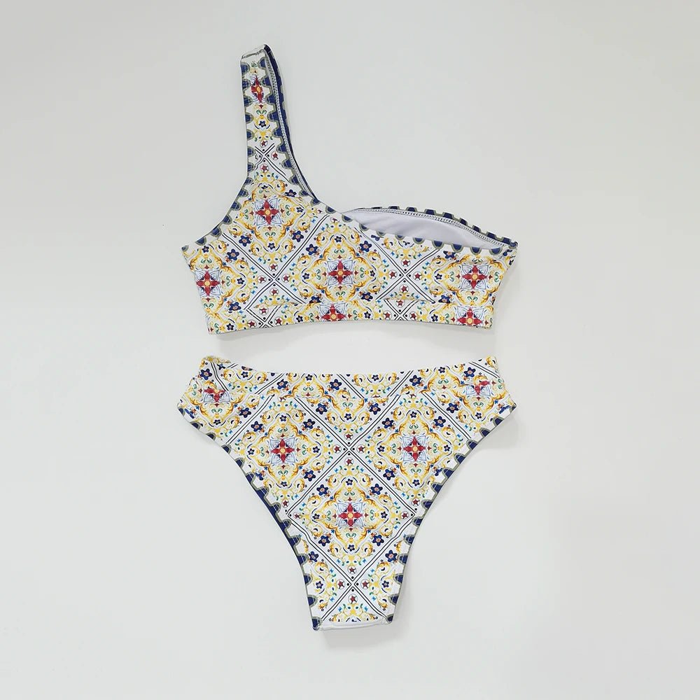 Trendsetter's Paradise: 2023 Printed High Waist Bikini Set