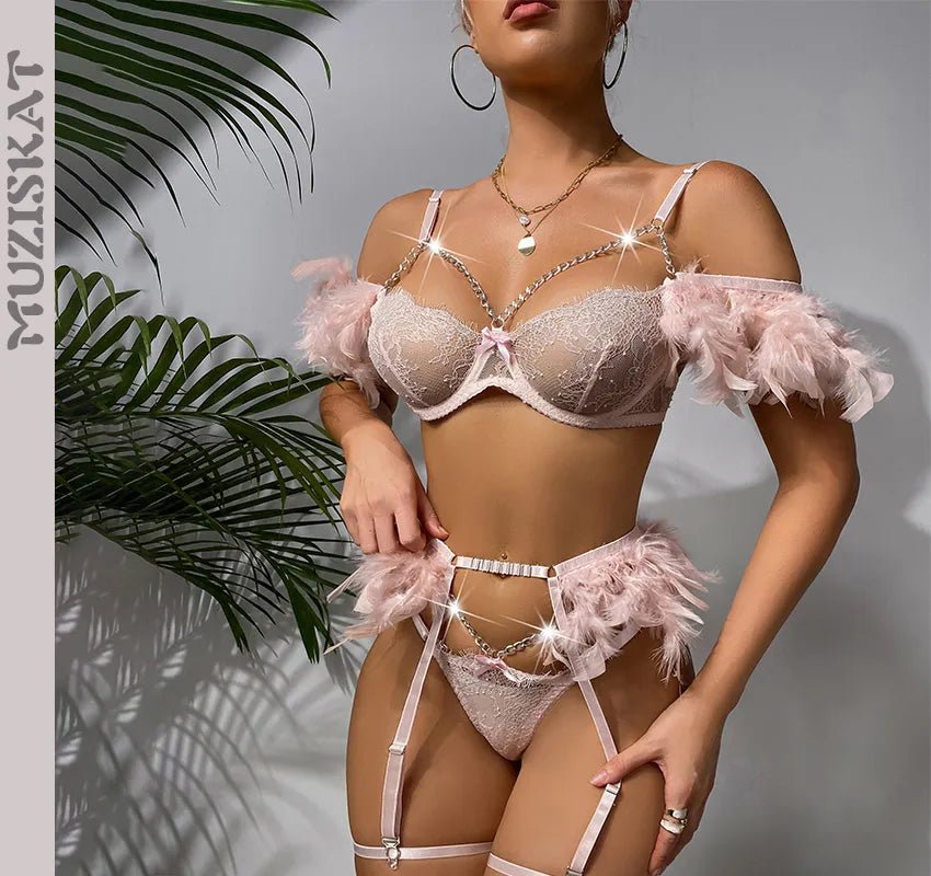 MUZISKAT Feathered Luxury Lingerie Set