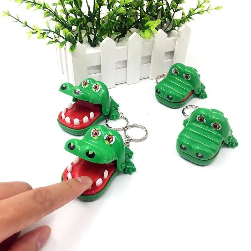 Playful Crocodile Bite Keychain: Fun and Creative Depressurize Game Toy